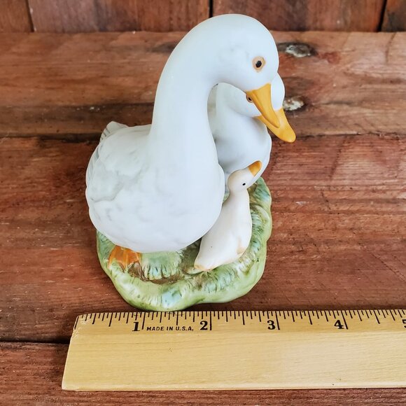 Vintage Homco Country Duck Family Figurine #1425 Bisque Porcelain Retired - Picture 9 of 10